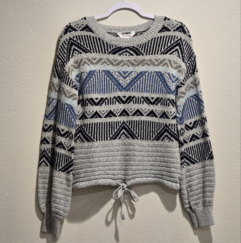 No Boundaries Cinched Waist Sweater size Medium Black Blue Grey